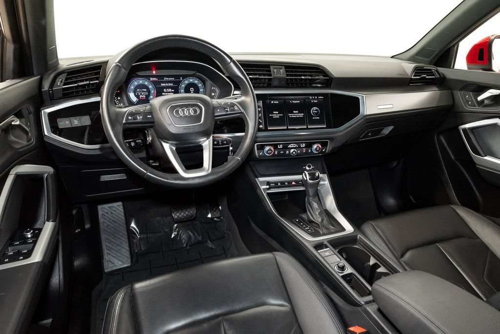Used 2025 Audi Q3 2.0T Premium AWD/4WD image 7