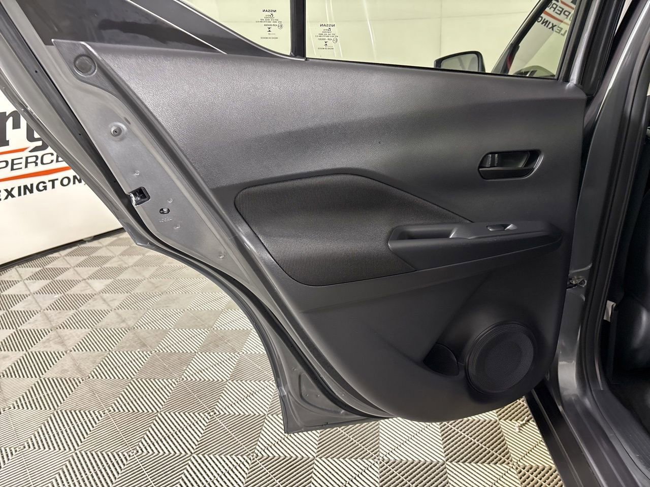 Used 2025 Nissan Kicks Play S image 18