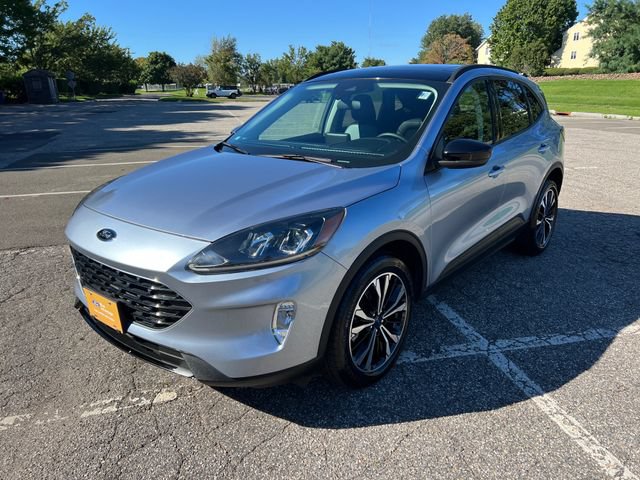 Used 2022 Ford Escape SEL w/ SEL Stealth AWD Package image 5