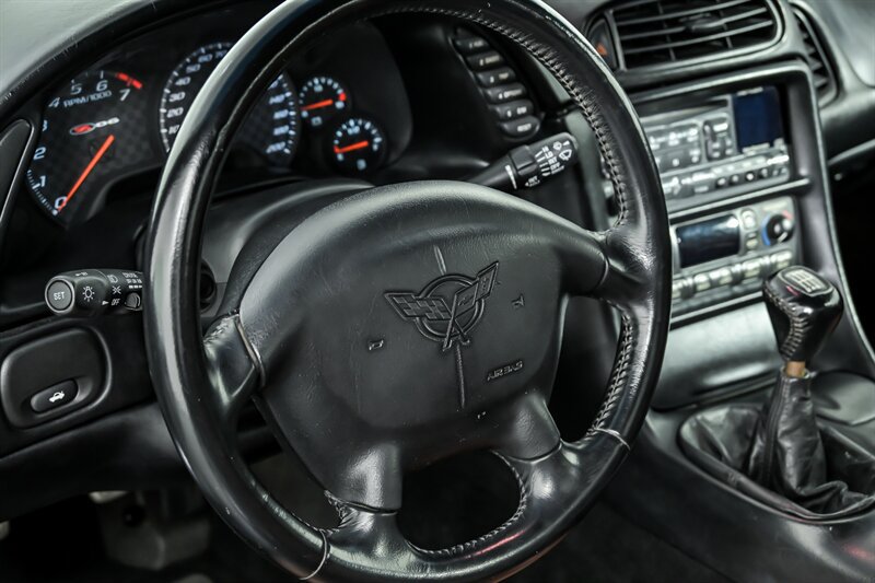 Used 2001 Chevrolet Corvette Z06 w/ Memory Pkg RWD image 17