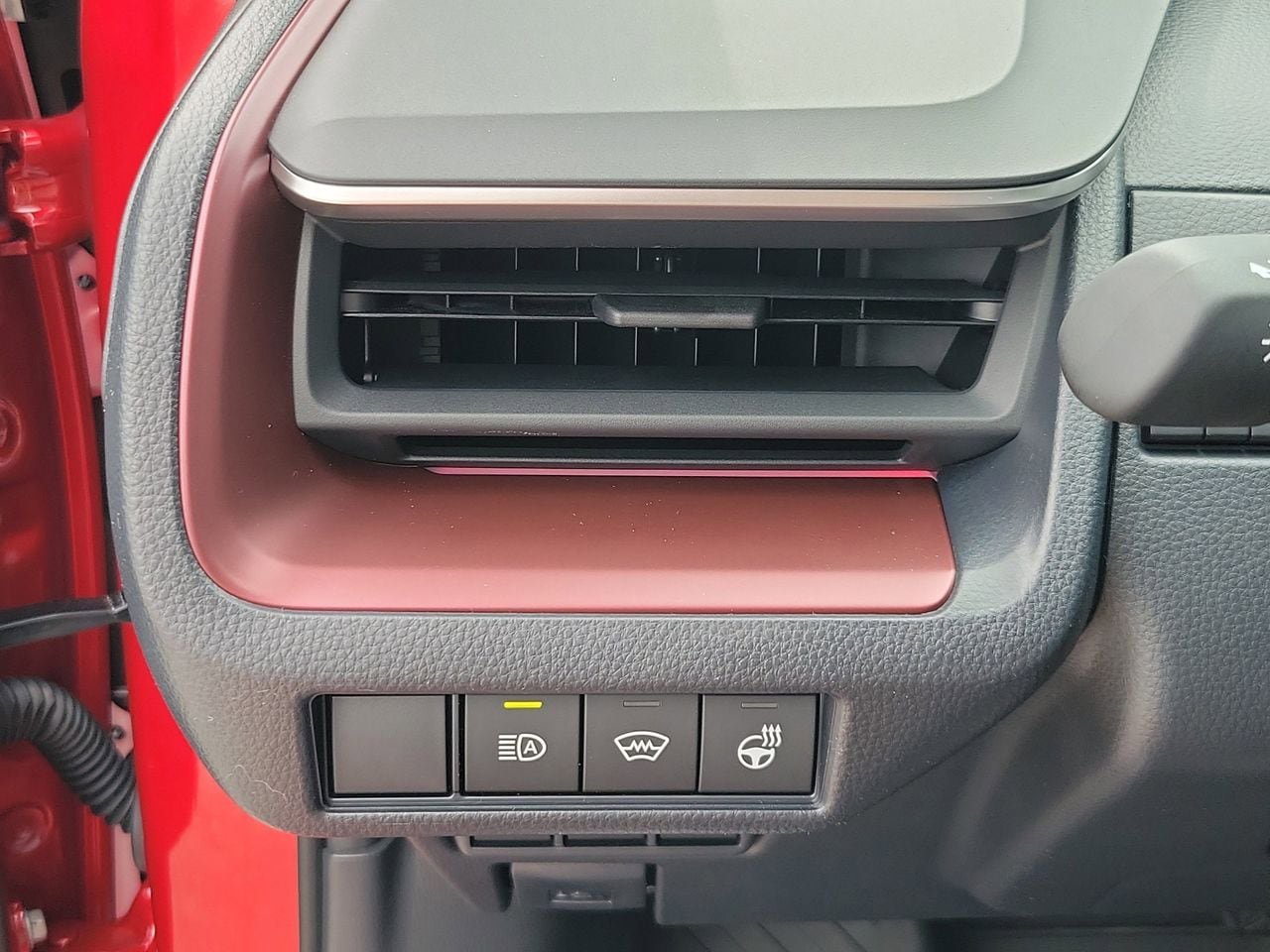 New 2026 Toyota Prius Plug-In Hybrid FWD image 32