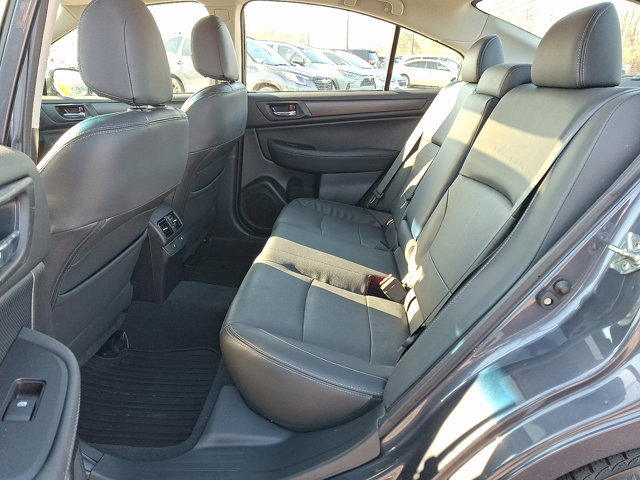 Used 2016 Subaru Legacy 3.6R Limited image 10