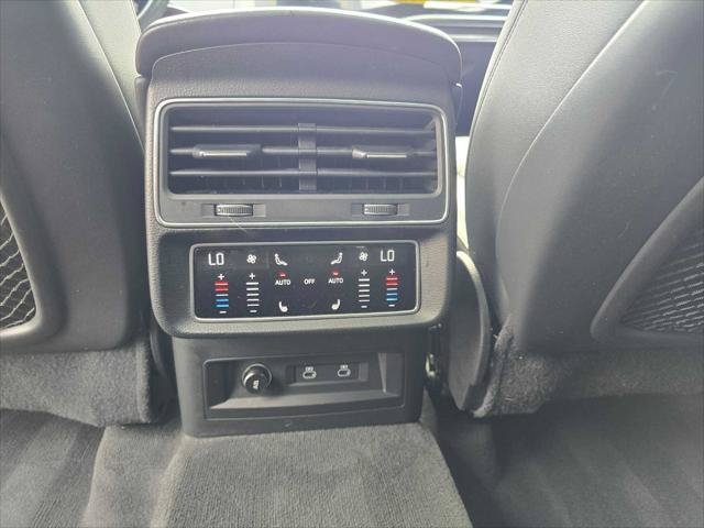 Used 2023 Audi Q7 2.0T Premium Plus AWD/4WD image 19