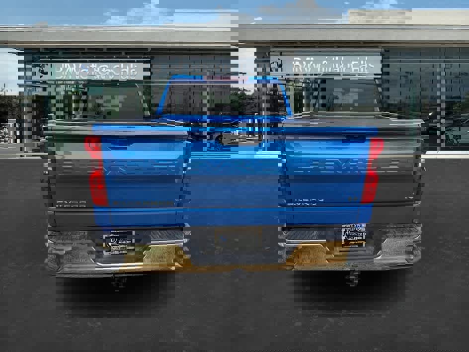 Used 2025 Chevrolet Silverado 1500 LT image 7