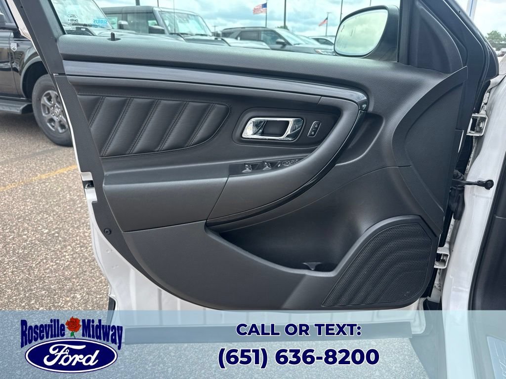 Used 2017 Ford Taurus SHO w/ Driver Assist Package AWD/4WD image 29