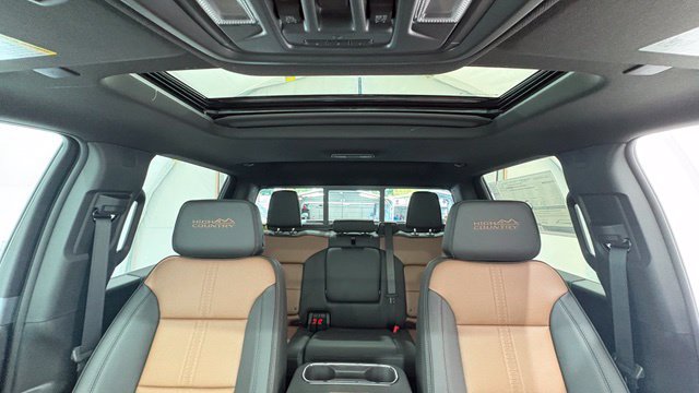 New 2026 Chevrolet Silverado 3500 High Country w/ Technology Package AWD/4WD image 31