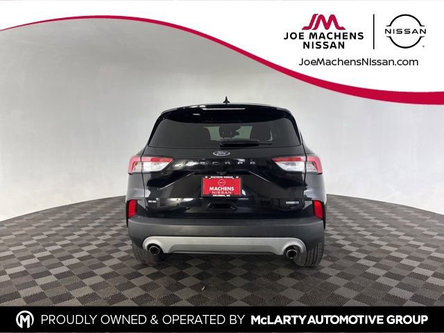 Used 2020 Ford Escape SE image 7