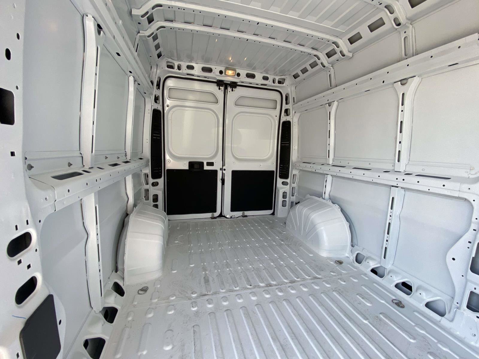 Used 2025 RAM ProMaster 2500 image 21