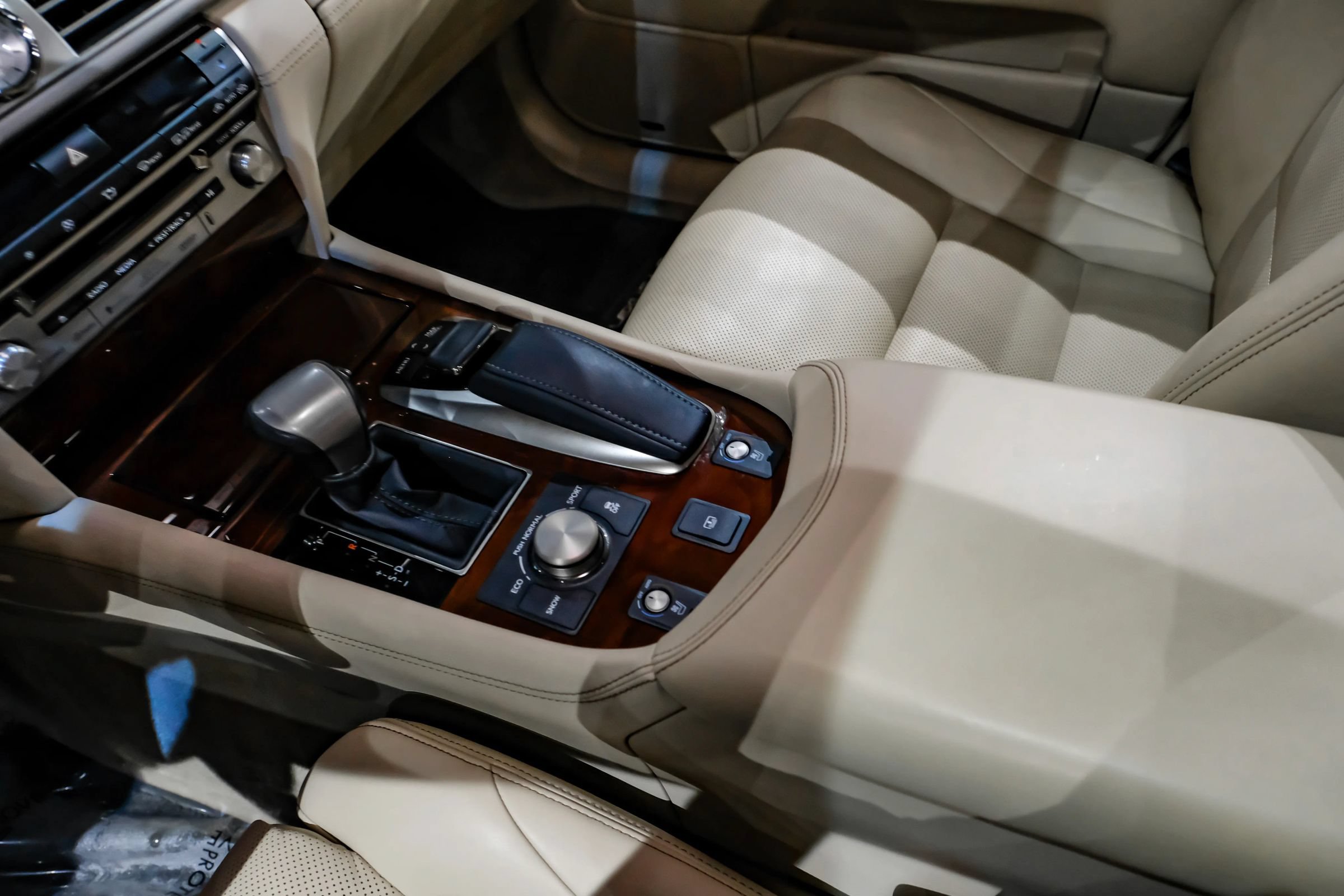 Used 2015 Lexus LS 460 L RWD image 21