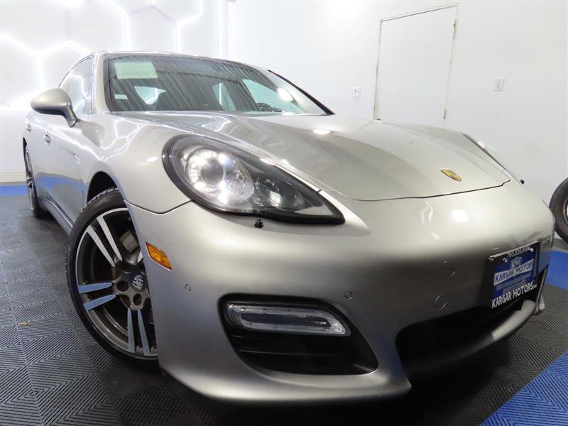Used 2013 Porsche Panamera GTS image 3