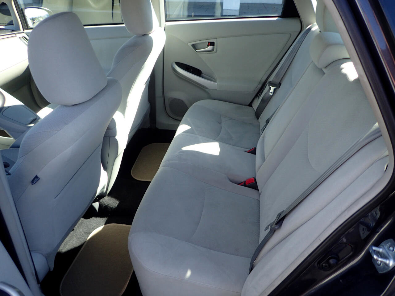 Used 2015 Toyota Prius Three FWD image 10