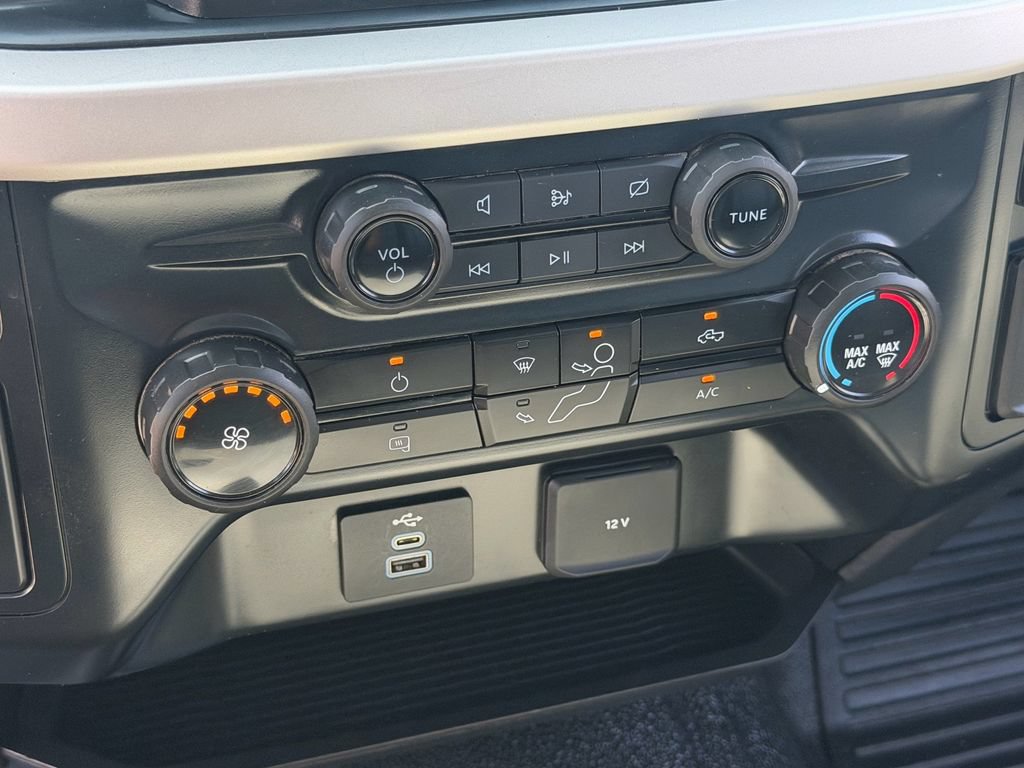 Used 2024 Ford F250 XL RWD image 23