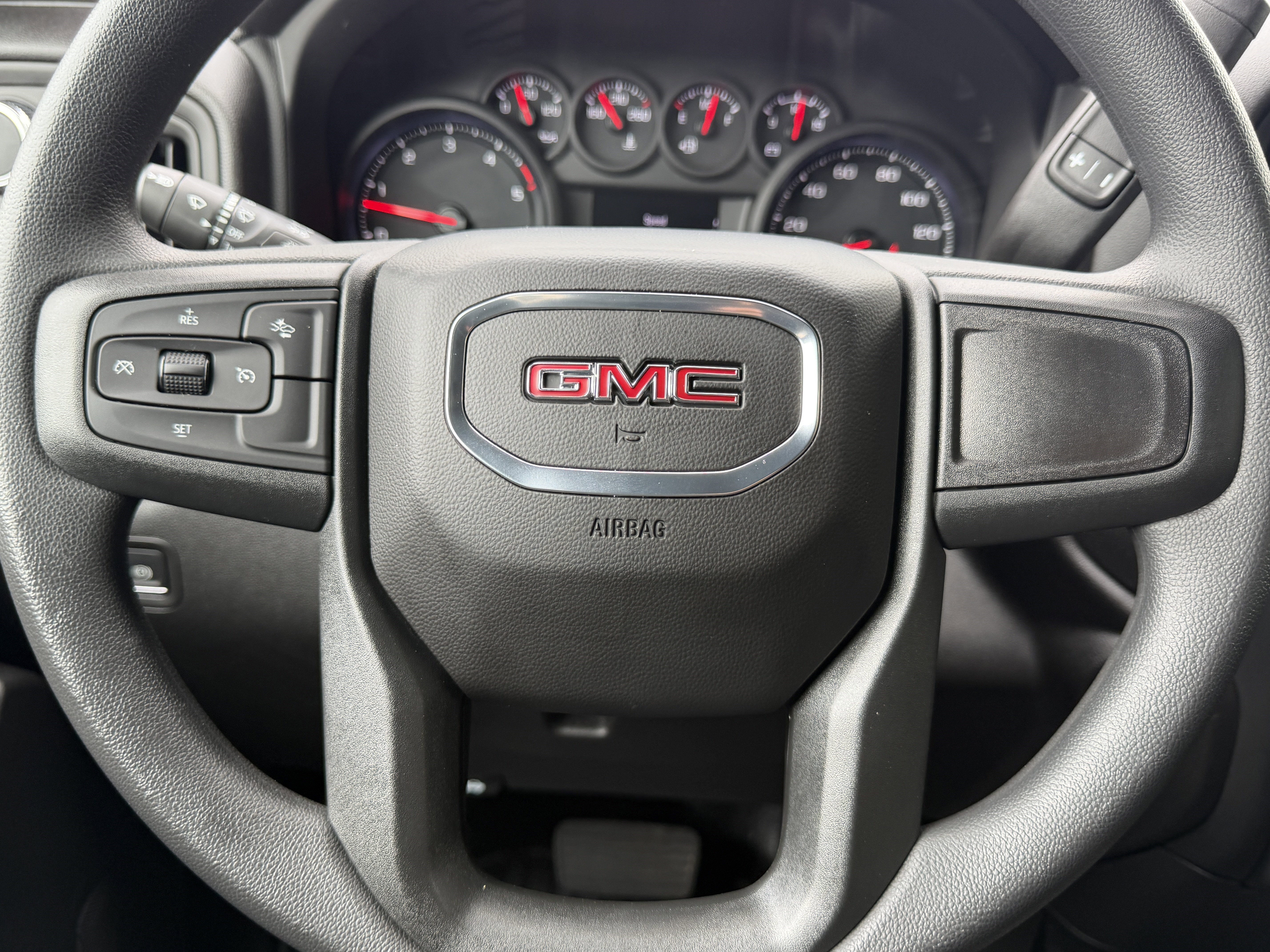 New 2026 GMC Sierra 2500 Pro w/ Convenience Package image 32