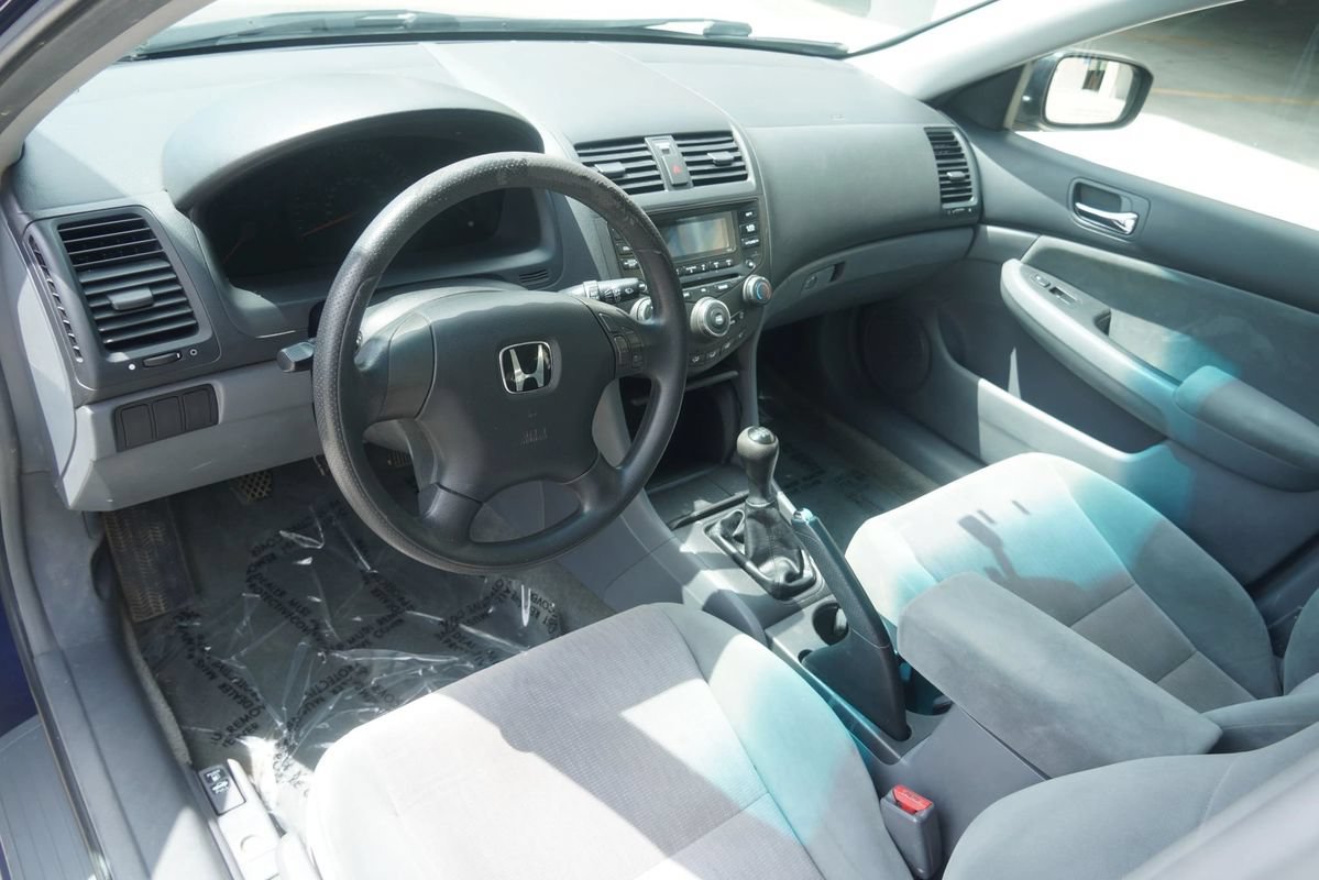 Used 2004 Honda Accord LX image 4