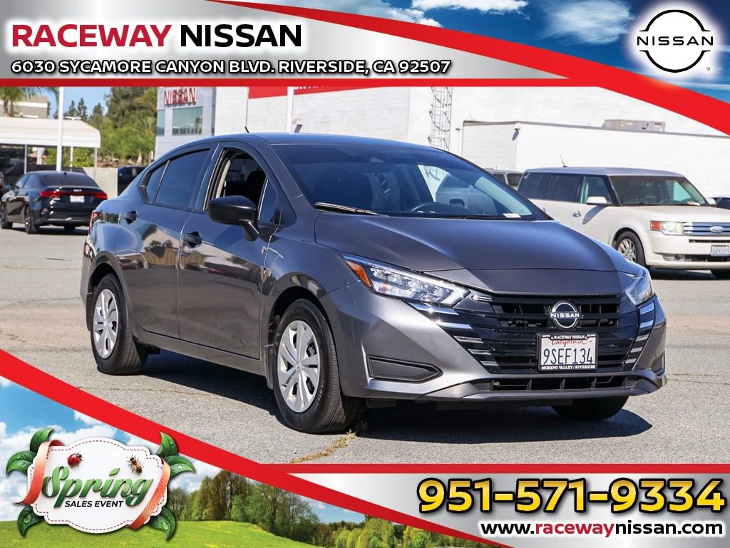 Used 2025 Nissan Versa S w/ Trunk Package FWD image 1
