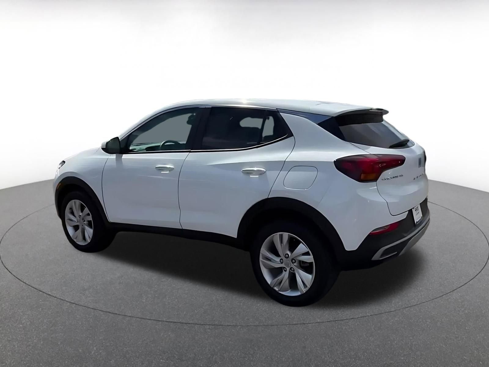 Used 2025 Buick Encore GX Preferred image 10