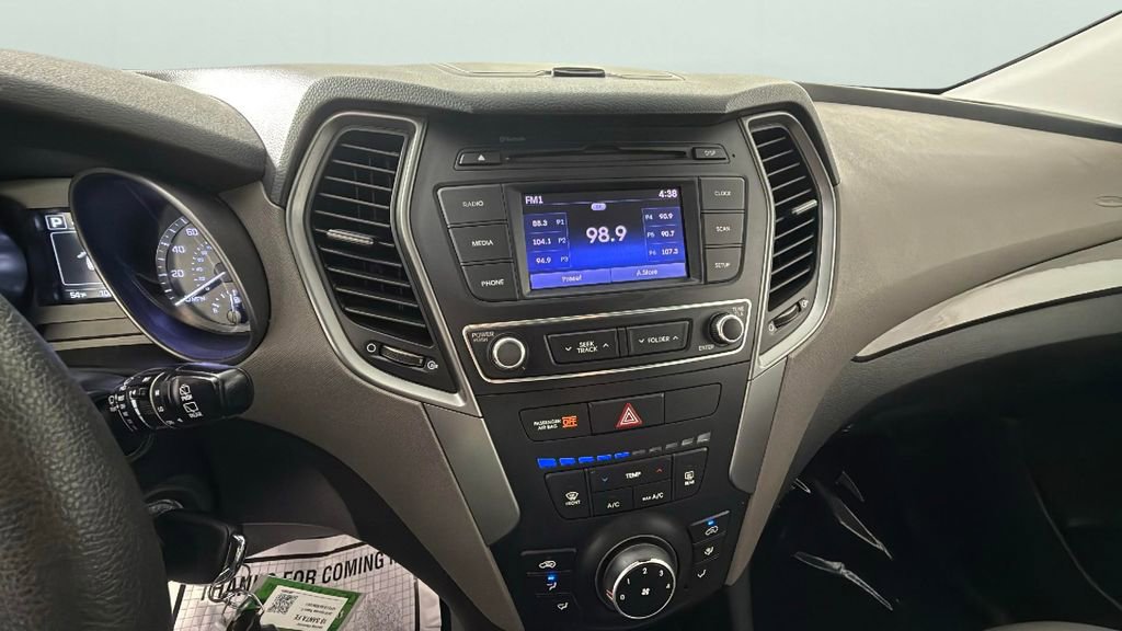 Used 2018 Hyundai Santa Fe Sport image 21