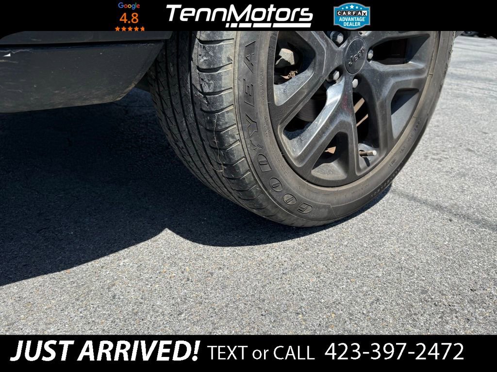 Used 2018 Jeep Renegade Altitude AWD/4WD image 9