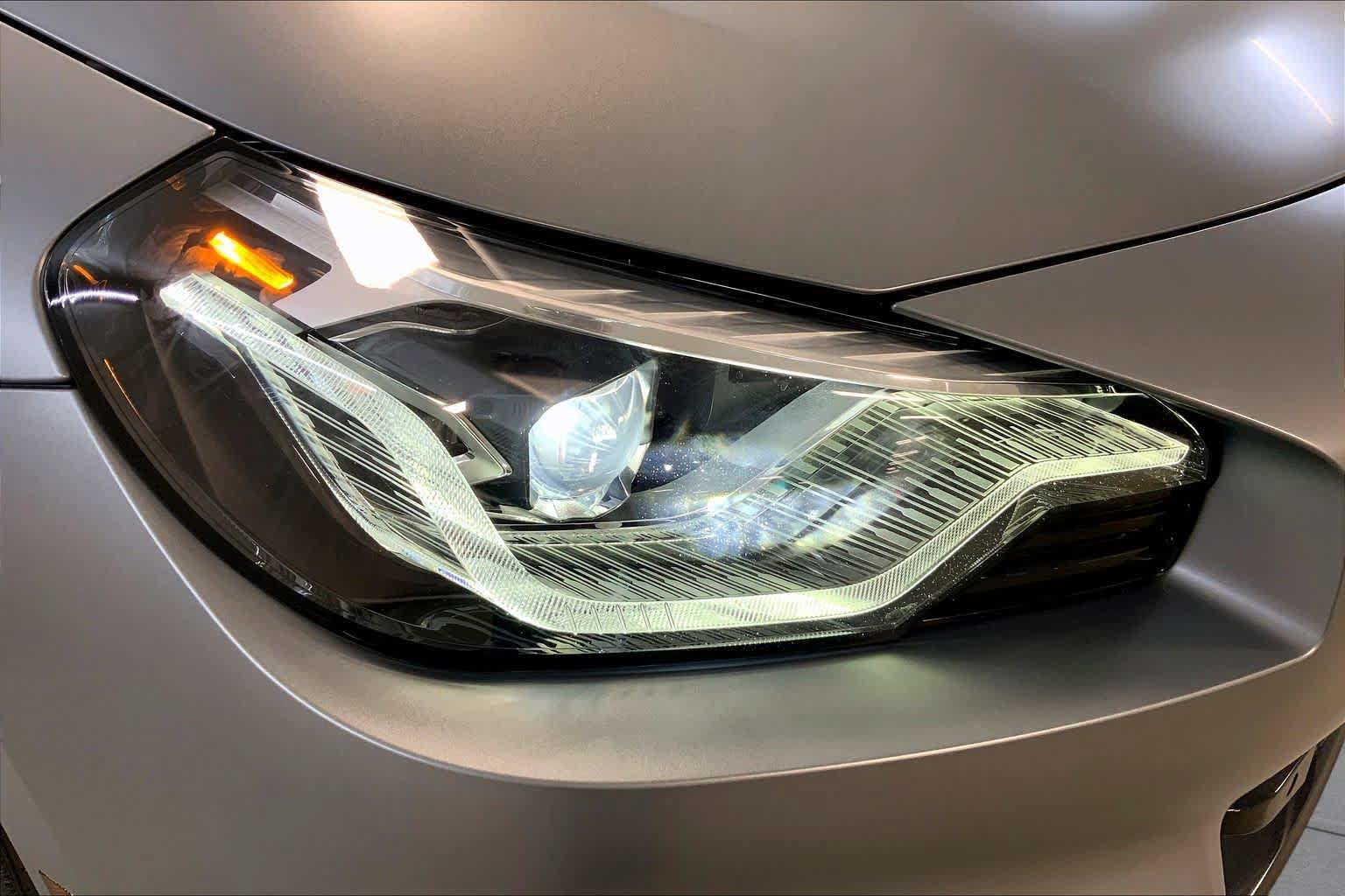 Used 2024 BMW M2 w/ Lighting Package RWD image 27
