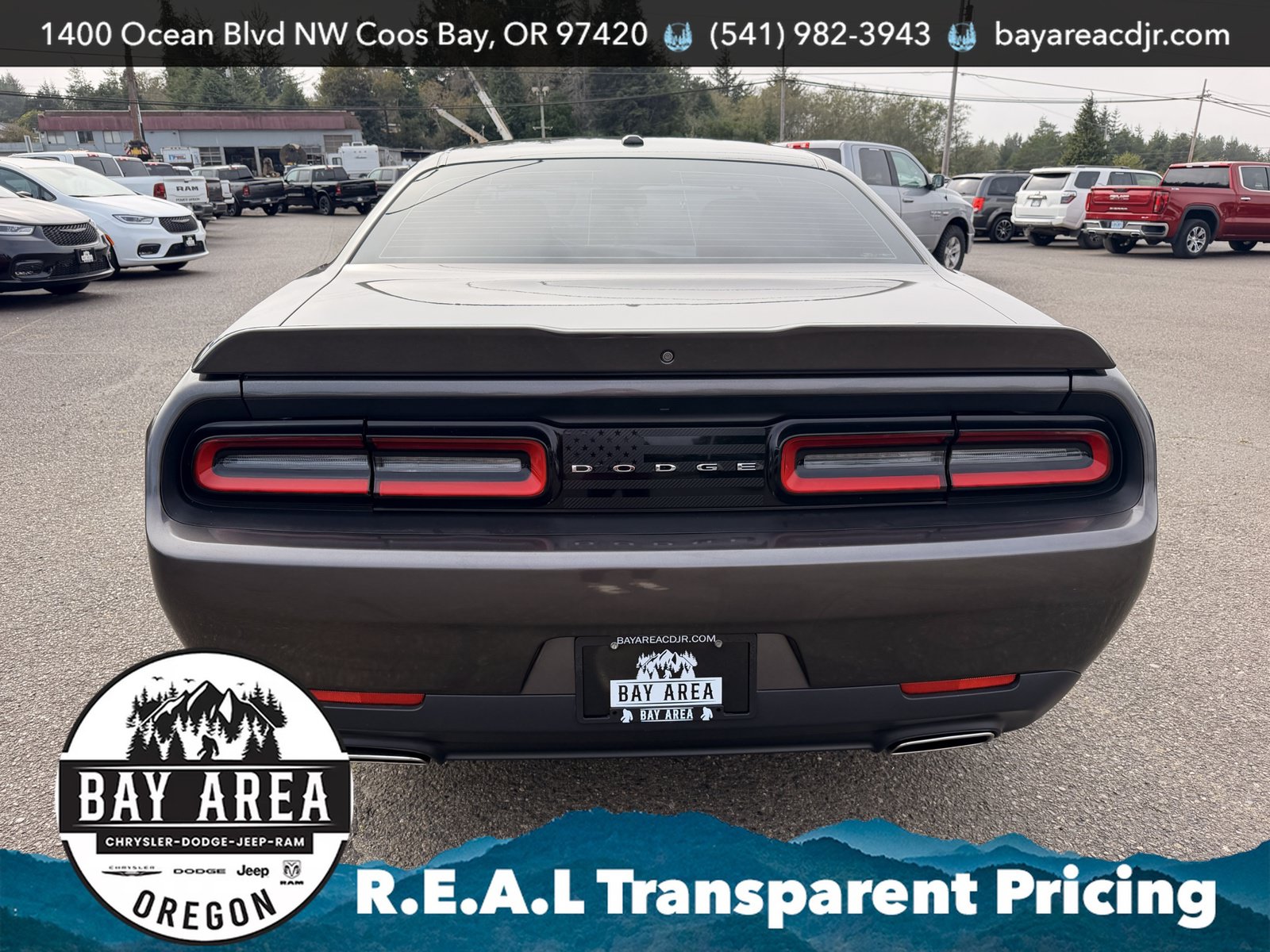 Used 2021 Dodge Challenger SXT RWD image 5
