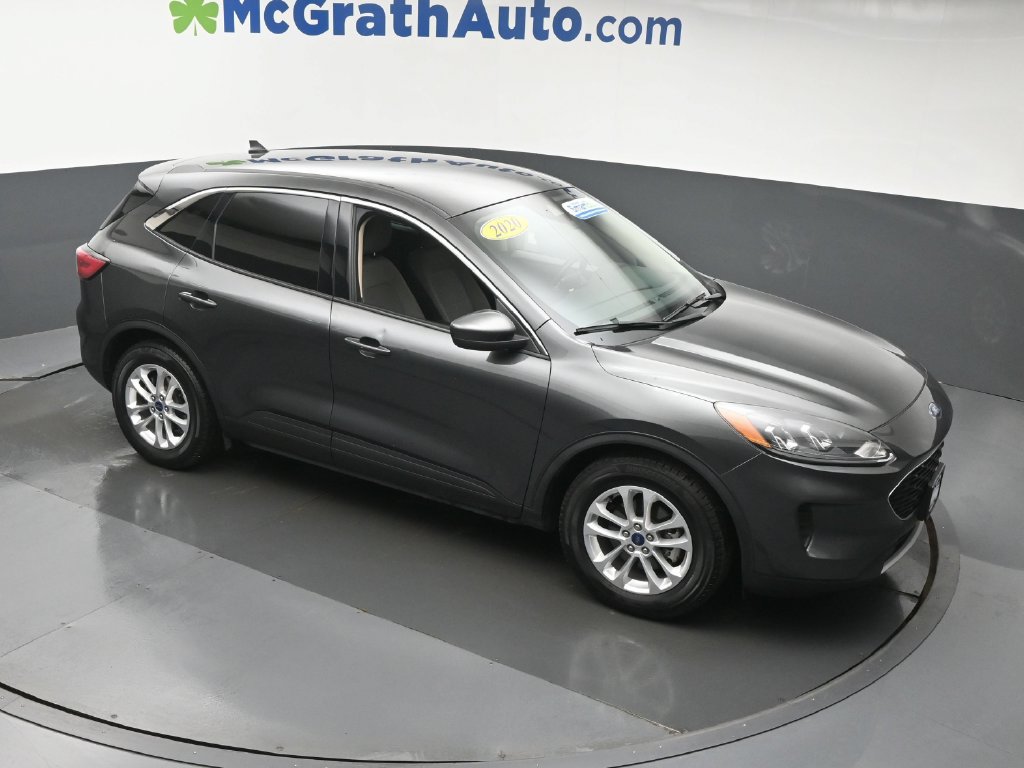 Used 2020 Ford Escape SE FWD image 3