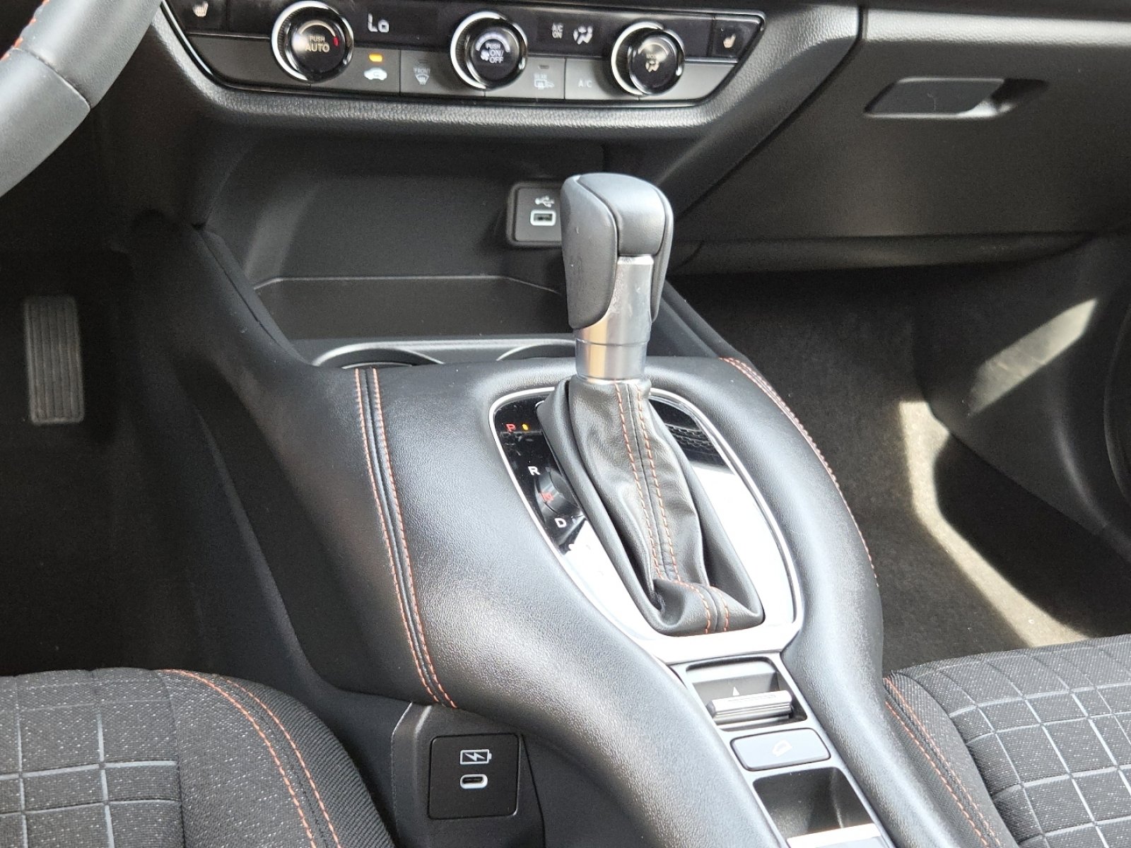 Certified 2024 Honda HR-V Sport image 32