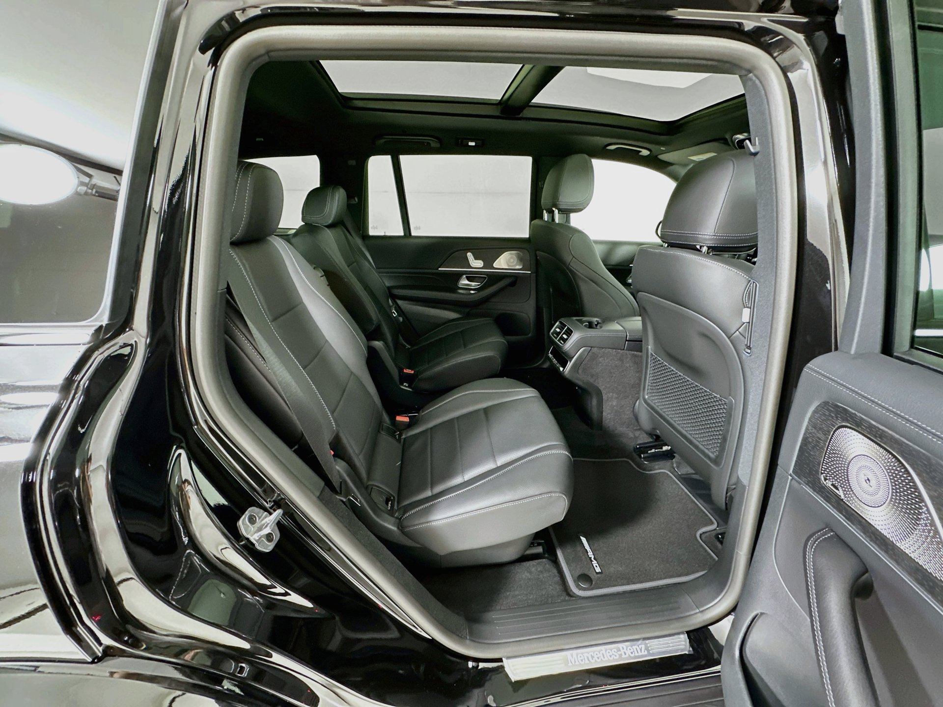 New 2027 Mercedes-Benz GLS 450 4MATIC image 32