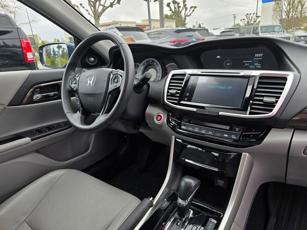 Used 2016 Honda Accord EX-L image 9