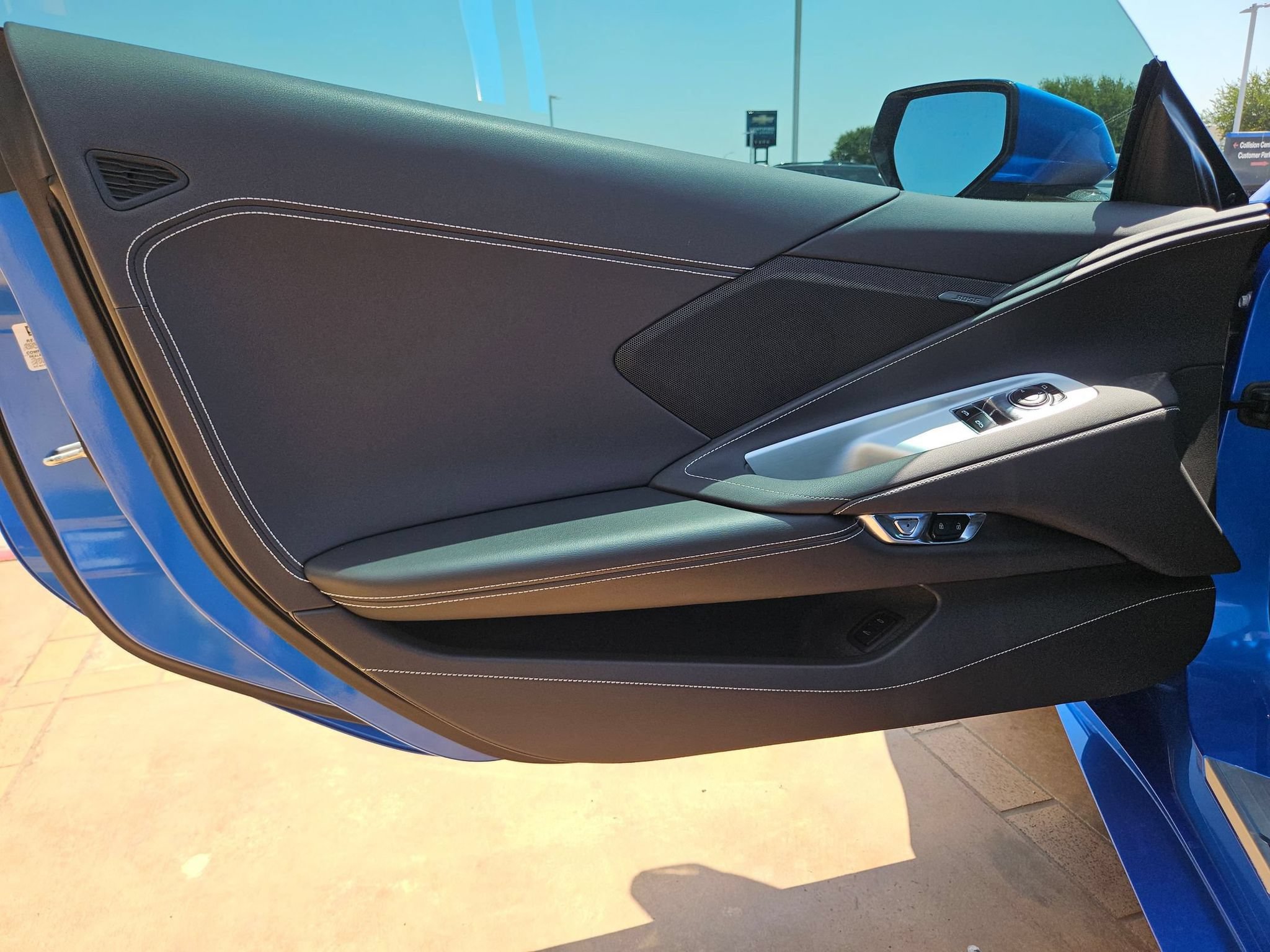 Used 2025 Chevrolet Corvette Stingray Coupe w/ Z51 Performance Package RWD image 11