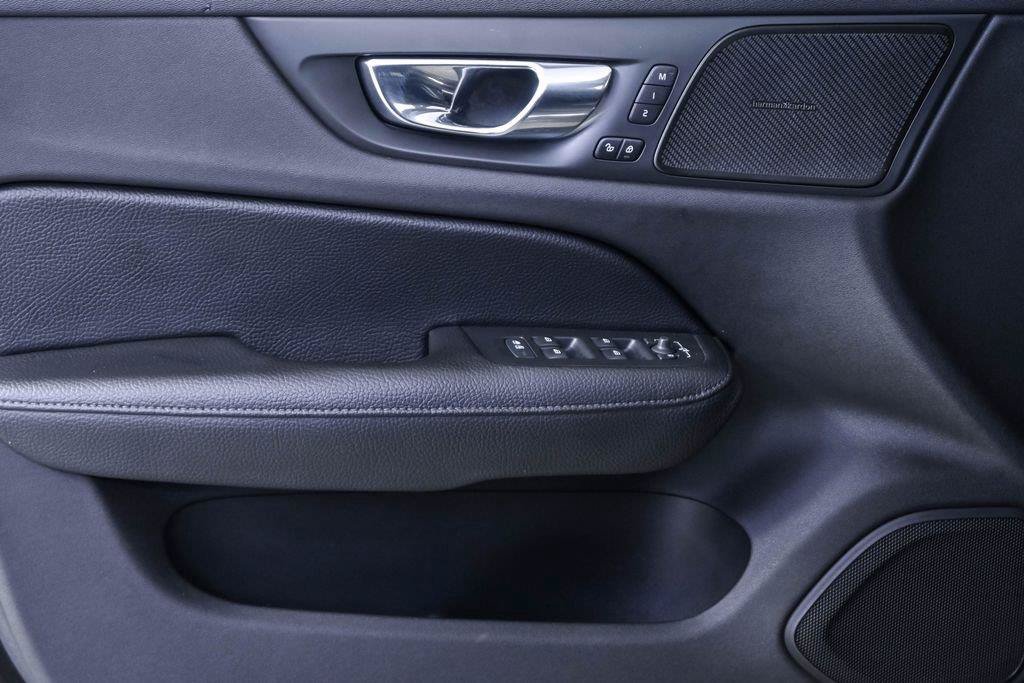 Used 2021 Volvo S60 T5 Inscription FWD image 7
