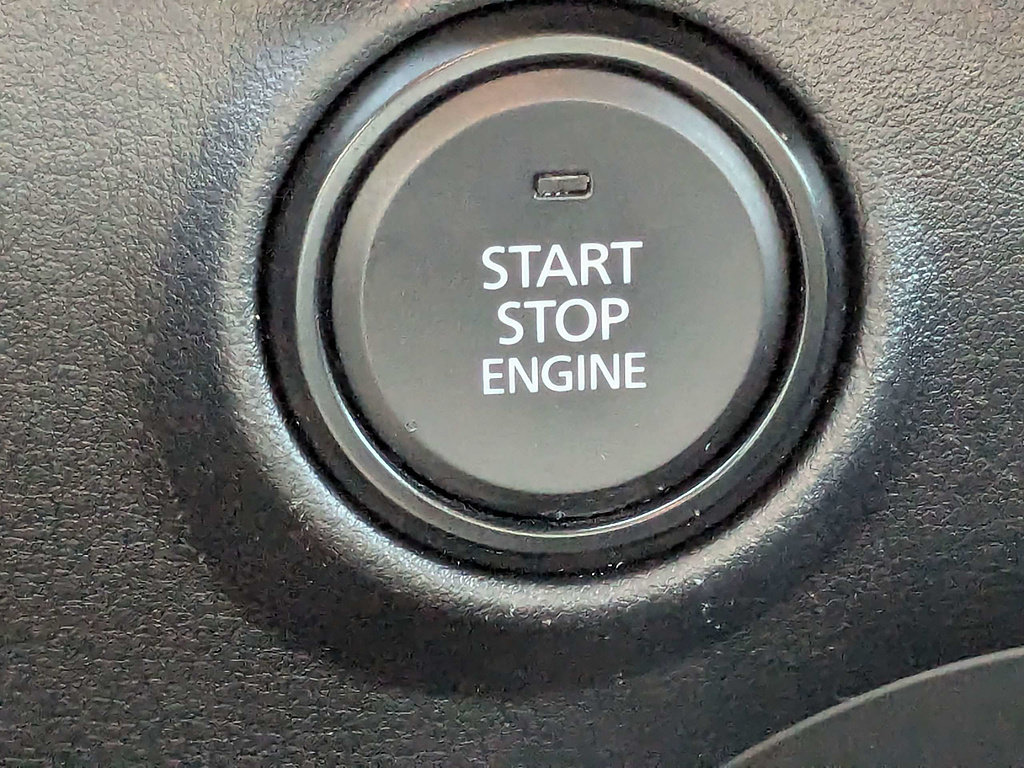 Used 2024 MAZDA MAZDA3 s FWD image 30