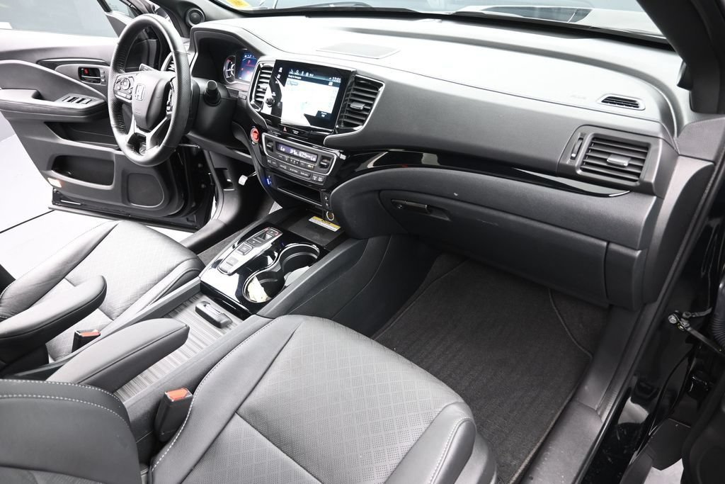 Certified 2023 Honda Passport Elite image 30