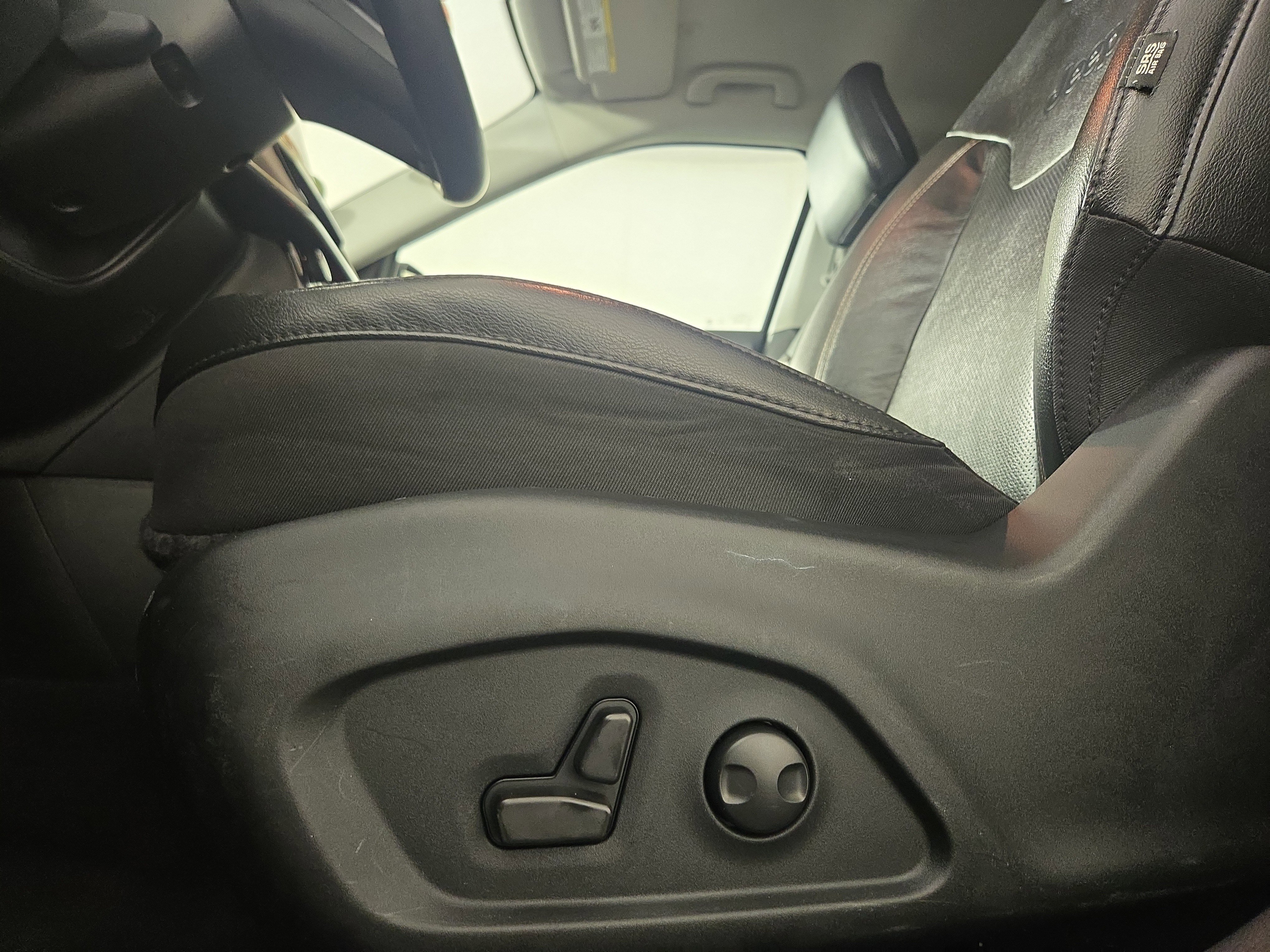 Used 2022 Jeep Compass Limited image 30