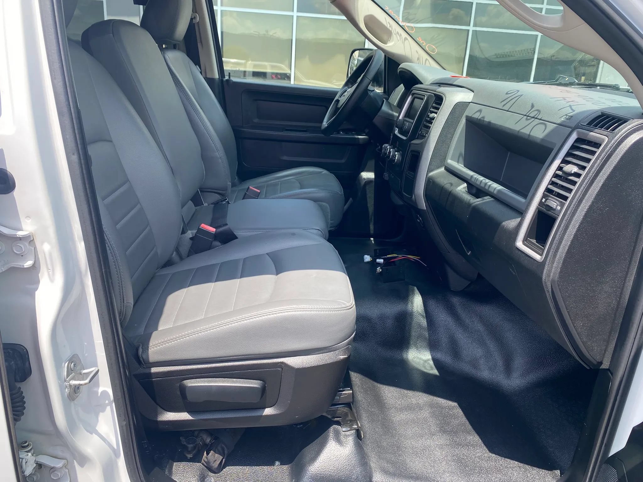 Used 2015 RAM 1500 Tradesman w/ Protection Group AWD/4WD image 21
