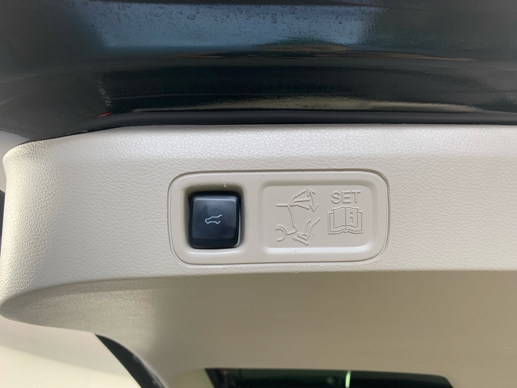 Used 2021 Lincoln Navigator Reserve w/ Luxury Package image 38