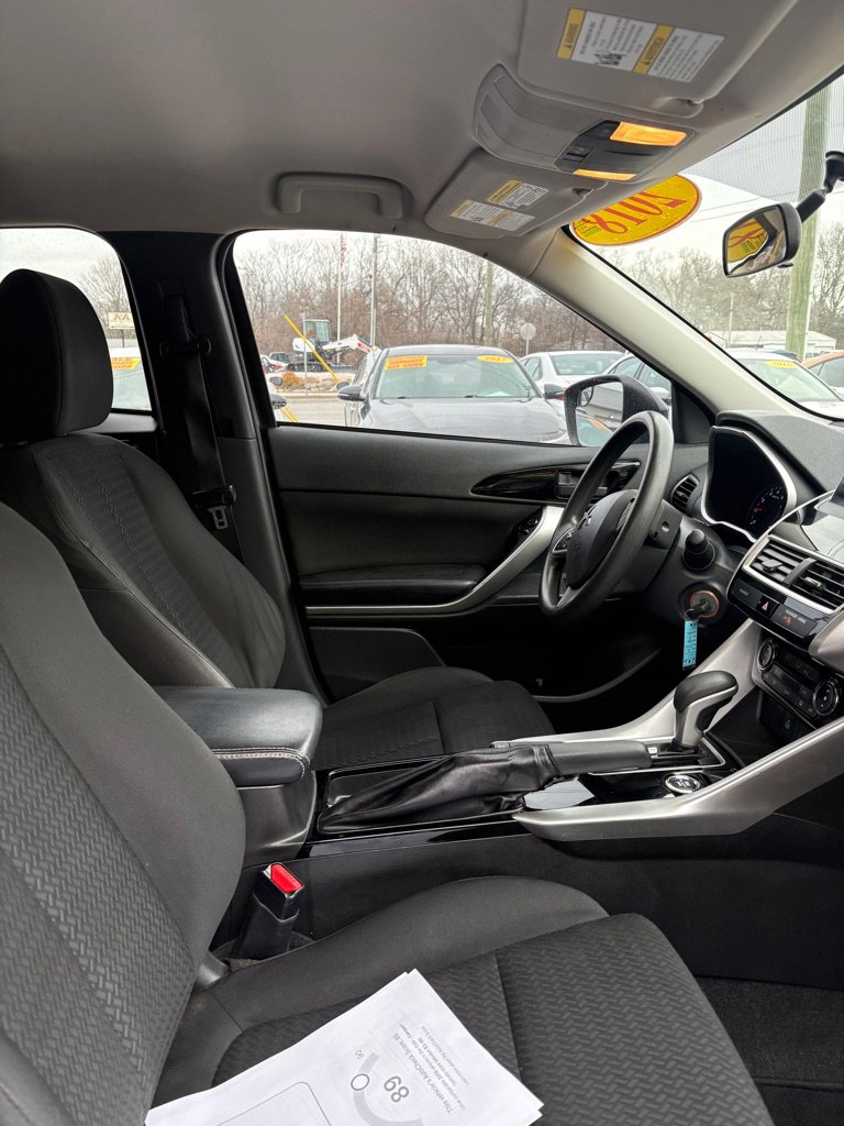 Used 2018 Mitsubishi Eclipse Cross LE image 14