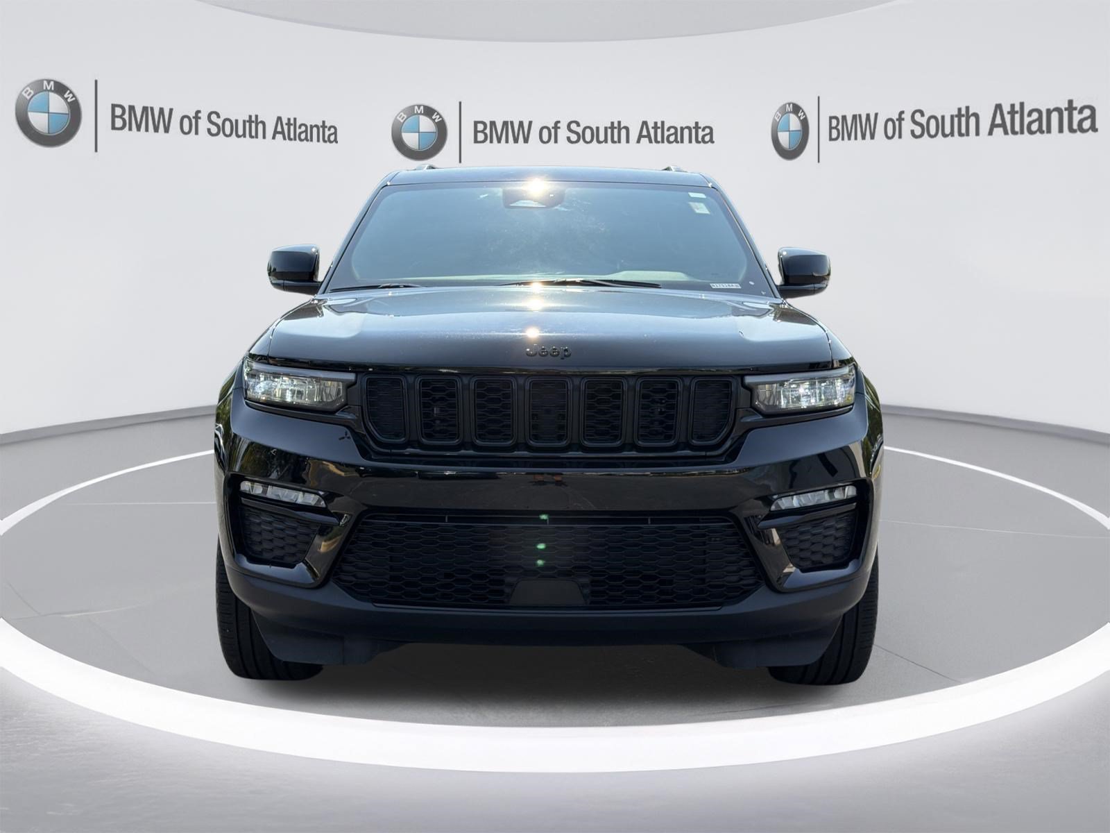Used 2025 Jeep Grand Cherokee Limited w/ Black Appearance Package AWD/4WD image 33