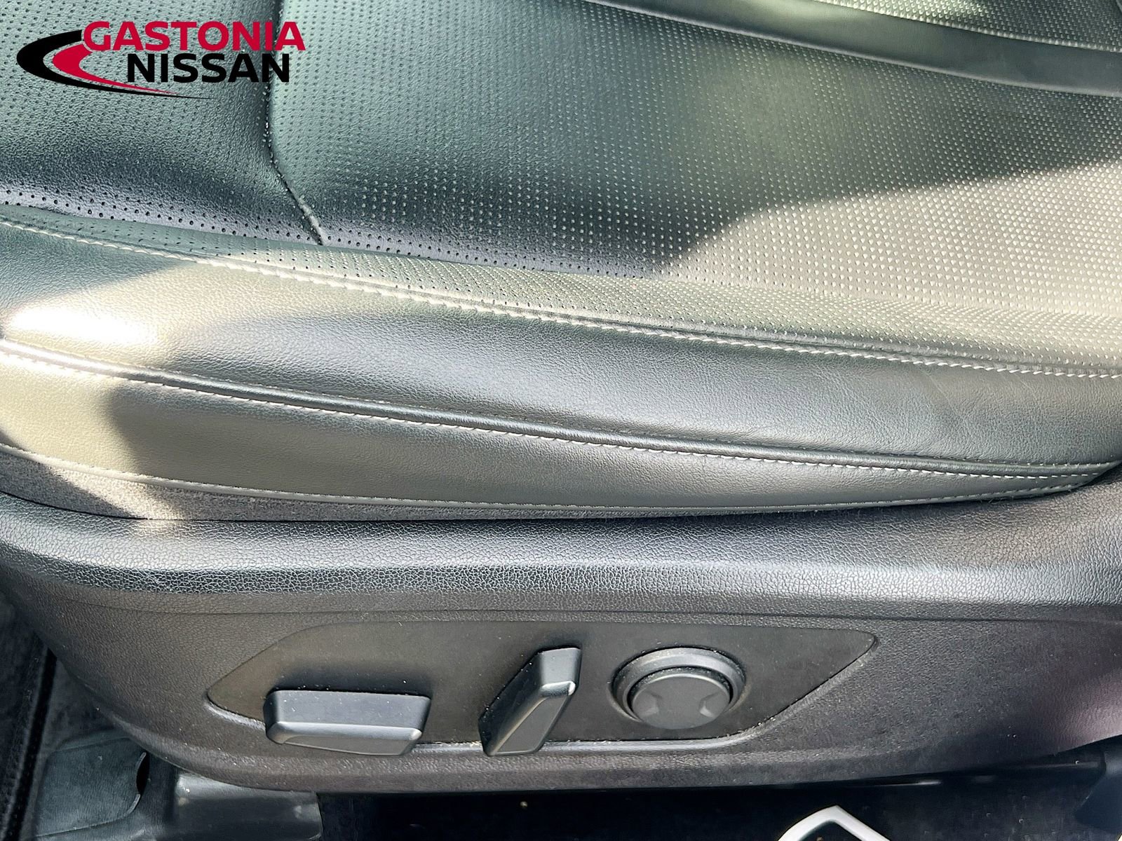 Used 2024 Kia Sorento S image 26