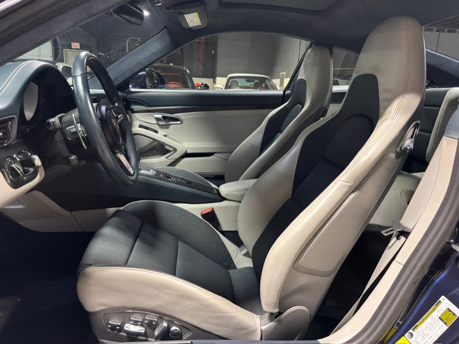 Used 2019 Porsche 911 Carrera GTS image 22