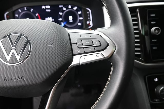 Used 2022 Volkswagen Atlas Cross Sport SE w/ Panoramic Sunroof Package FWD image 30