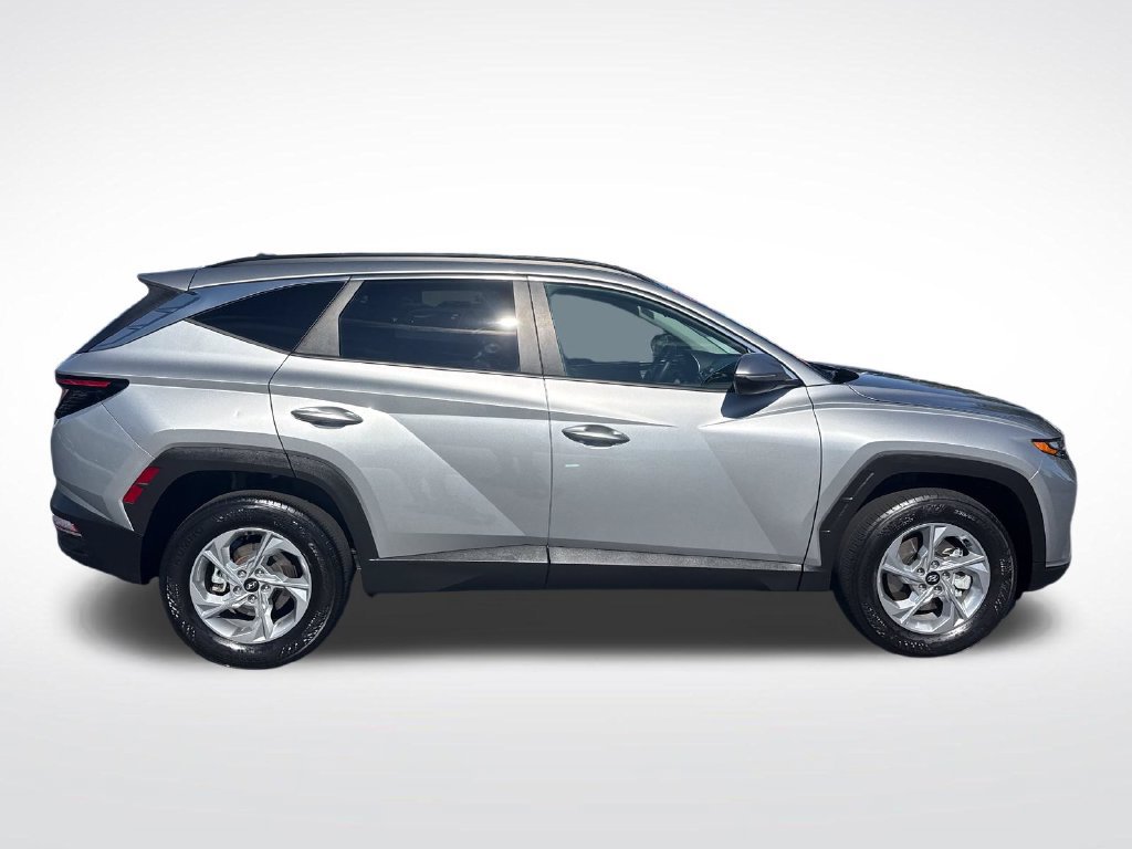 Certified 2023 Hyundai Tucson SEL AWD/4WD image 6