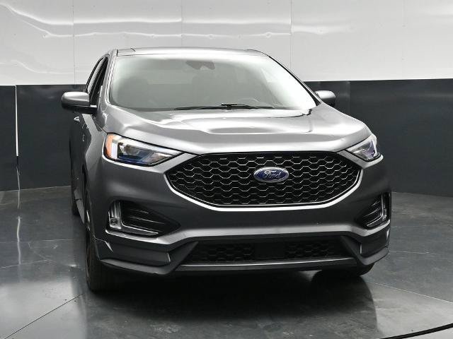 Certified 2023 Ford Edge ST-Line AWD/4WD image 4