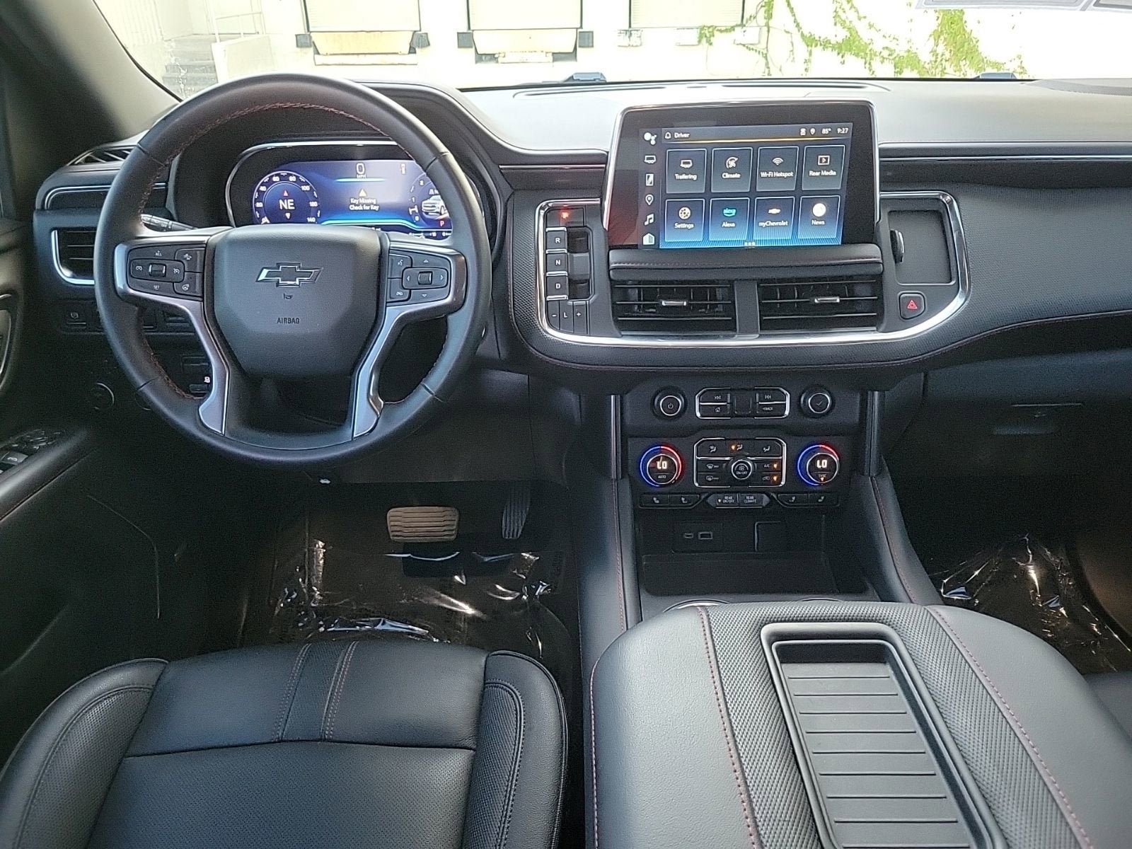 Used 2024 Chevrolet Tahoe RST w/ Luxury Package AWD/4WD image 21
