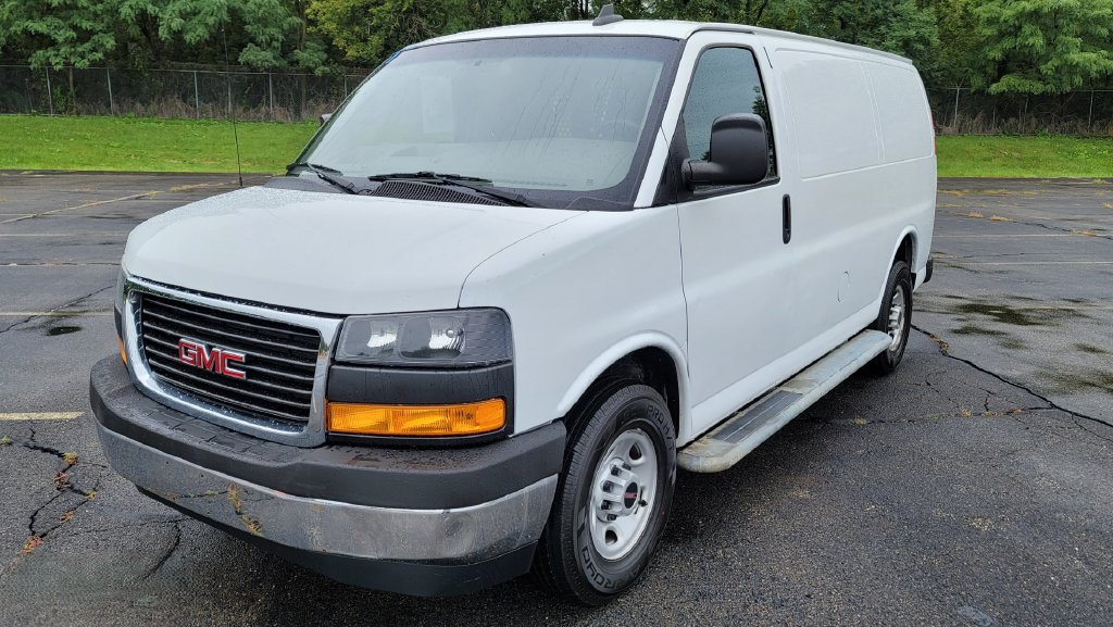 Used 2021 GMC Savana 2500 w/ Driver Convenience Package RWD image 3
