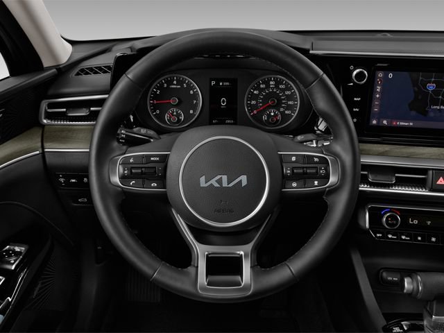Used 2022 Kia K5 GT FWD image 8