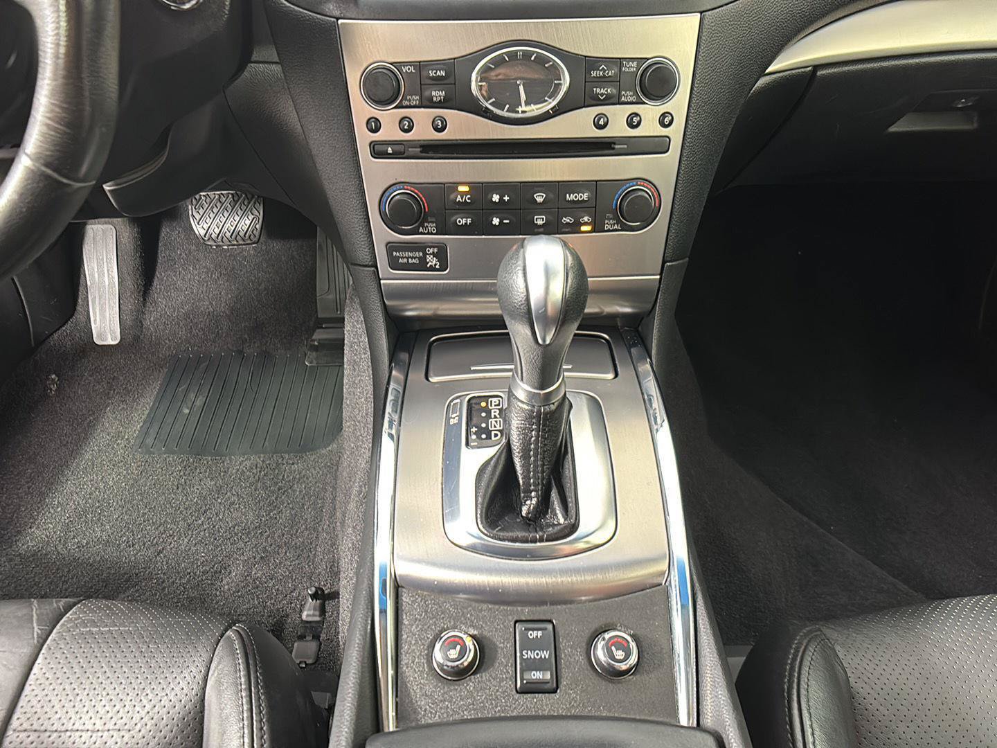Used 2013 INFINITI G37 x Sedan w/ Premium Pkg AWD/4WD image 32