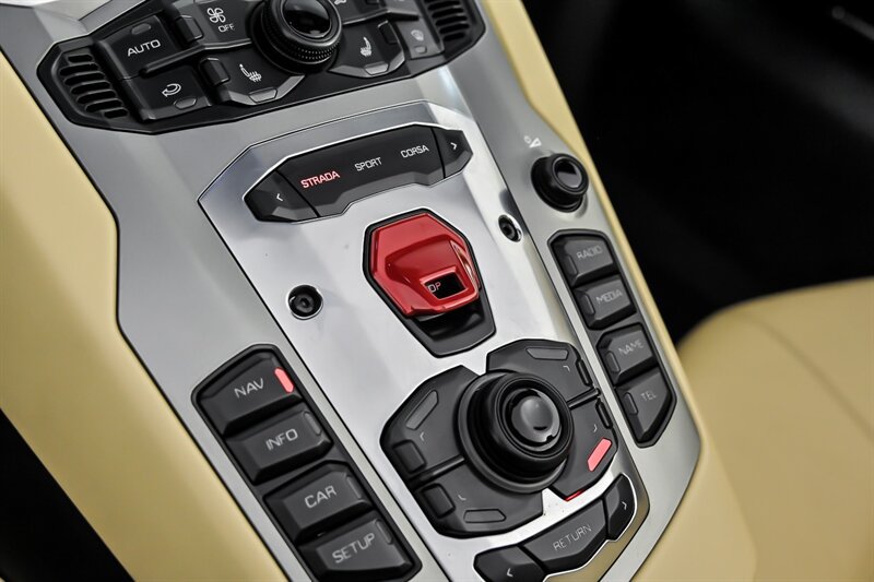 Used 2014 Lamborghini Aventador LP 700-4 AWD/4WD image 33