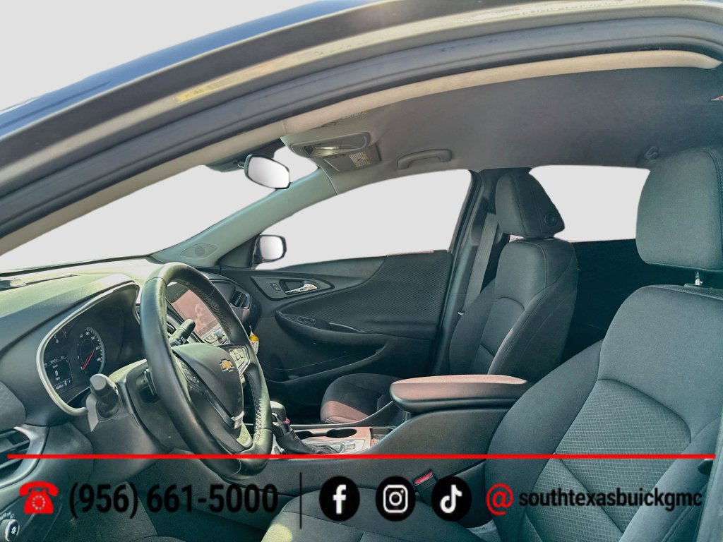 Used 2025 Chevrolet Malibu RS w/ LPO, Floor Liner Package FWD image 11