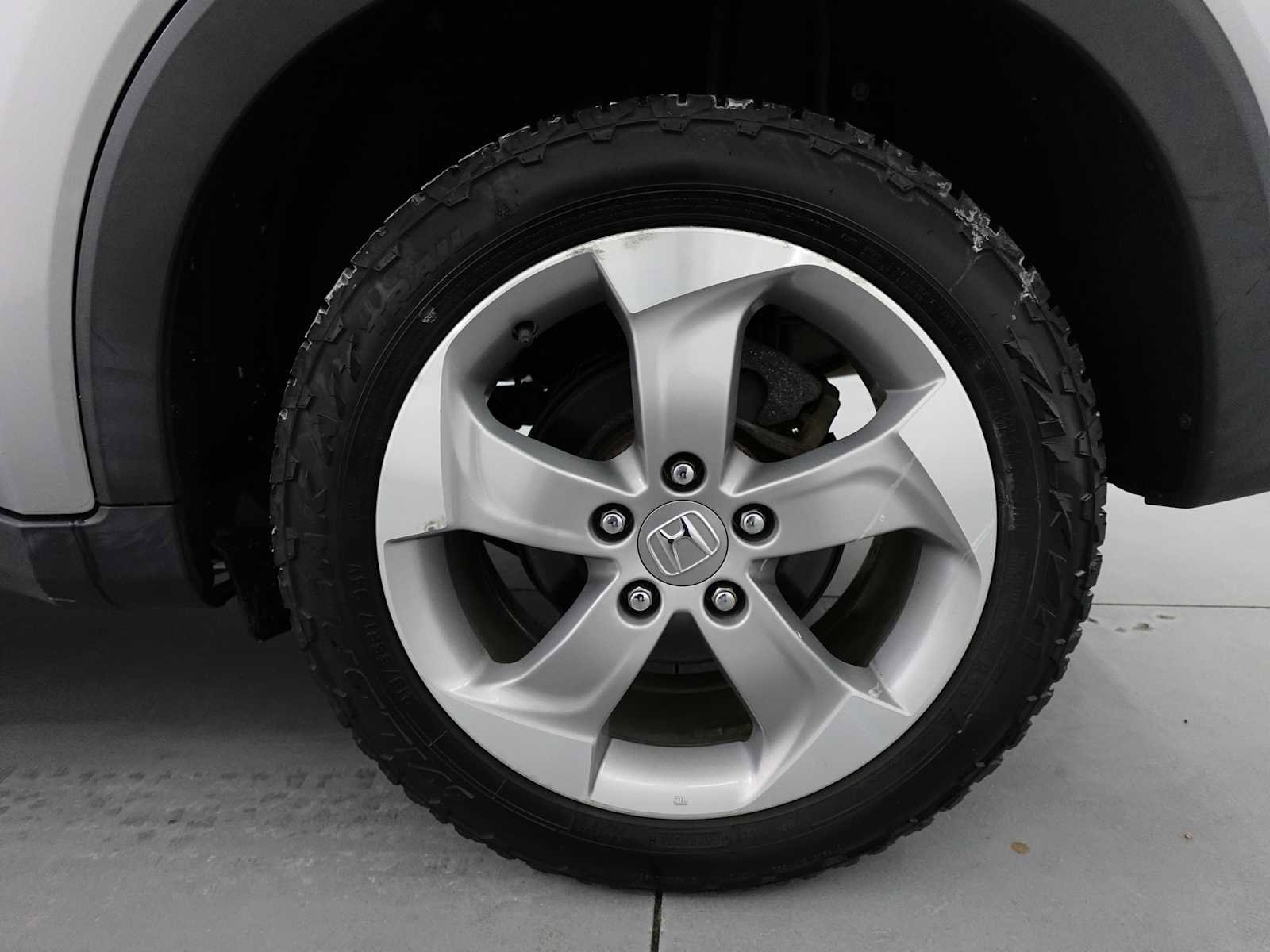 Used 2017 Honda HR-V EX-L image 9