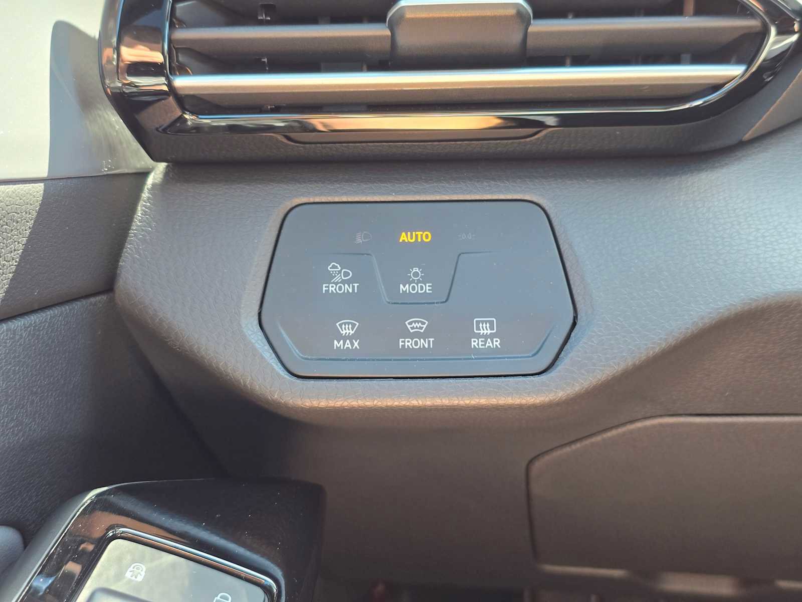 Used 2023 Volkswagen ID.4 Pro S AWD/4WD image 29